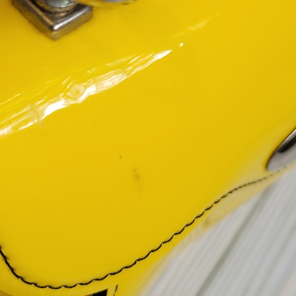 Vintage Retro Patent Yellow Double Sided Purse With Chain Strap - Picture 9 of 13